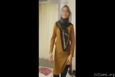 Ketemu Pacar Ukhti Langsung Ngewe Terus Memek Hijab Basah